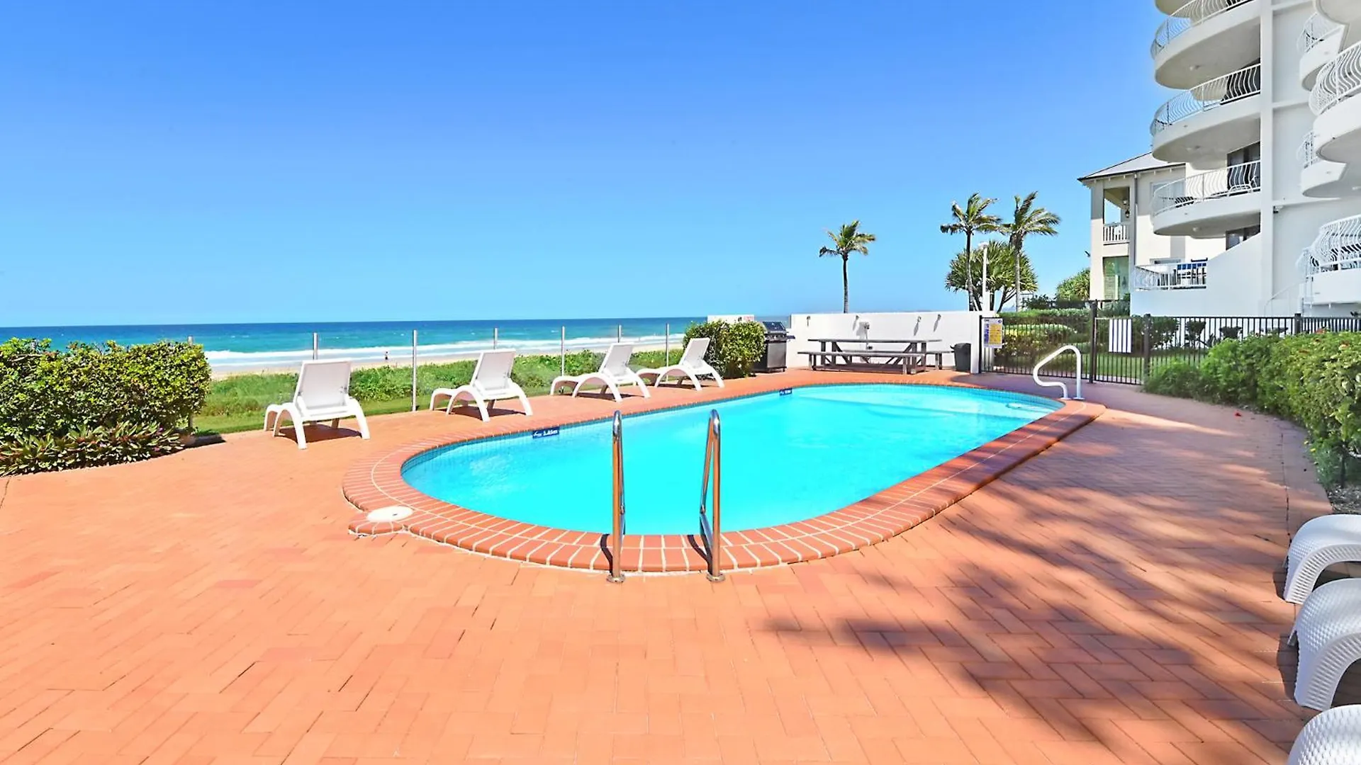 Albatross North Apartments Gold Coast Aparthotel