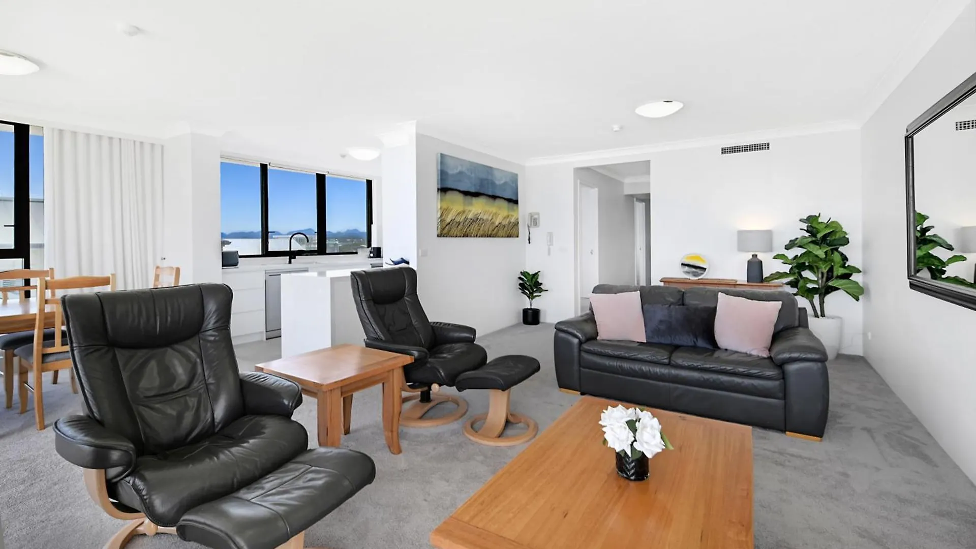 **** Aparthotel Albatross North Apartments Gold Coast Australia