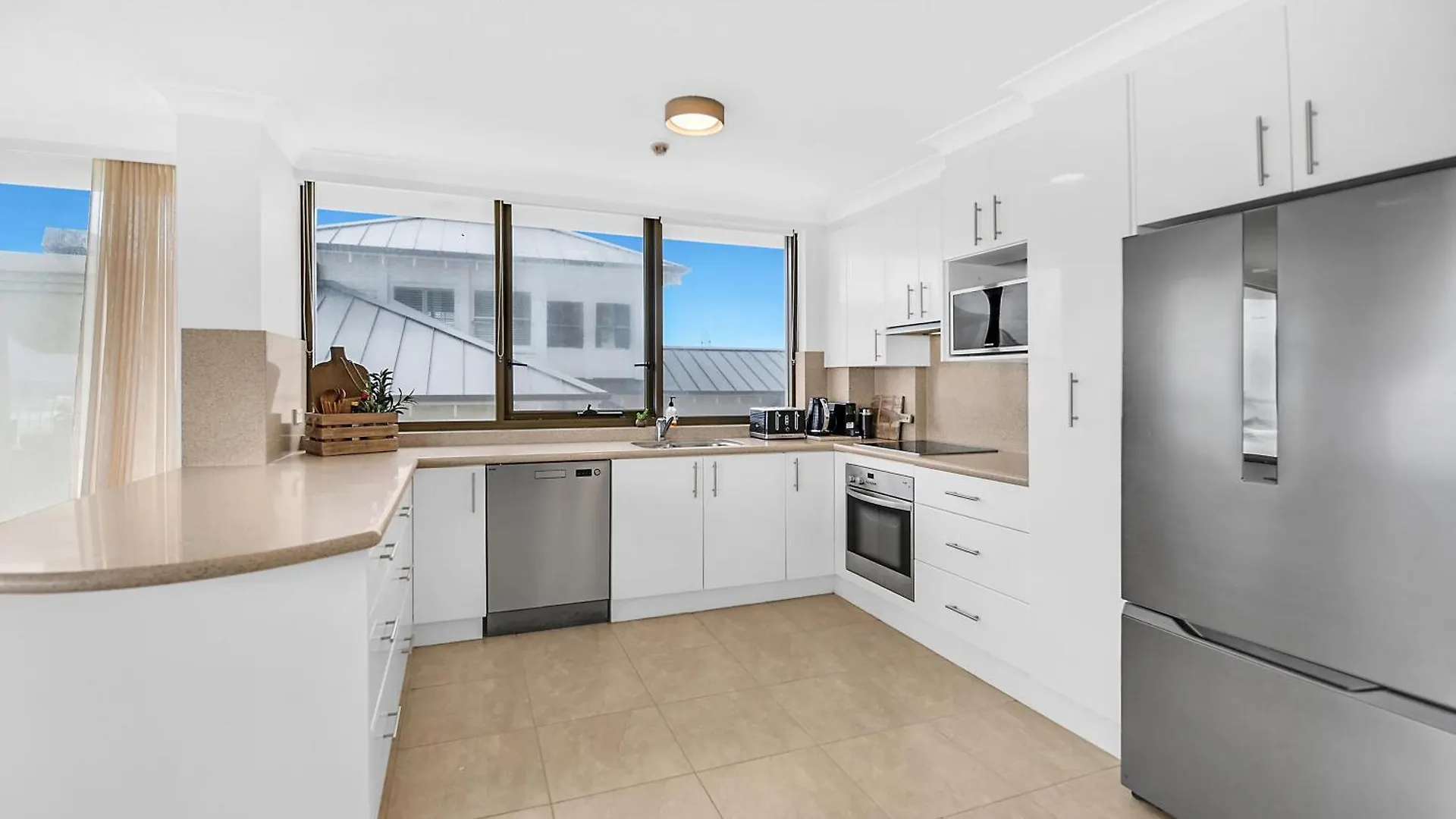 Albatross North Apartments Gold Coast 4*,  Australia