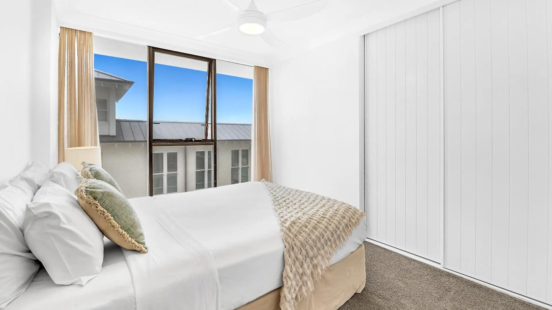 Albatross North Apartments Gold Coast 4*,  Australia