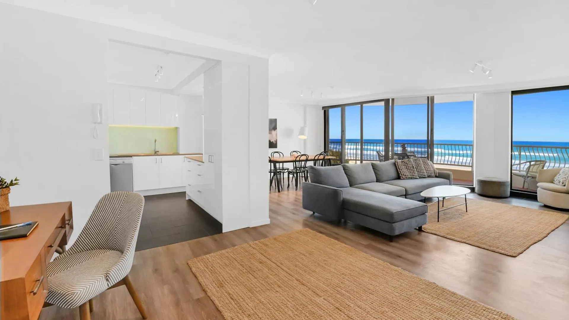 Albatross North Apartments Gold Coast Aparthotel